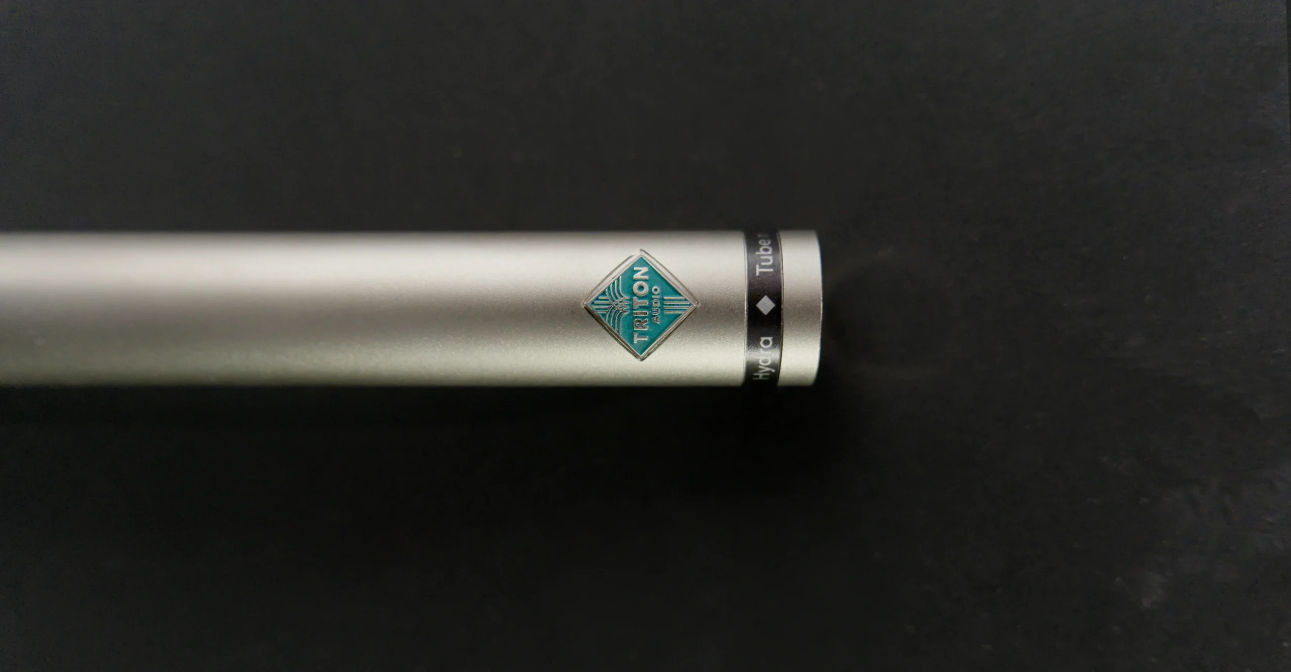 Hydra mic half bottom